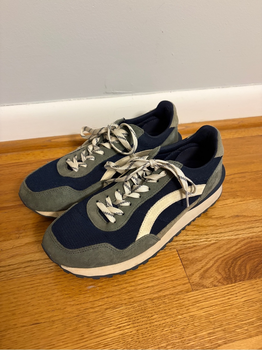 Nothing New women’s Verge Ocean Pine size 8.5